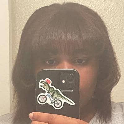 Sitter Profile Image: Kamari H.