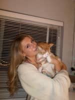 Sitter Profile Image: Pola B.