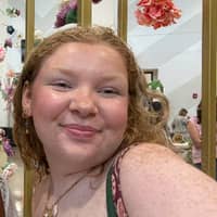 Sitter Profile Image: Grace M.