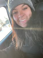 Sitter Profile Image: Mia L.