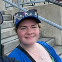 Sitter Profile Image: Emma L.