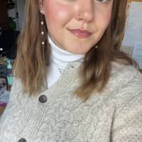 Sitter Profile Image: Jorinde Melisande J.