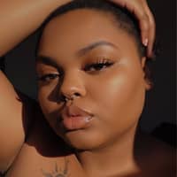 Sitter Profile Image: Angelee A.