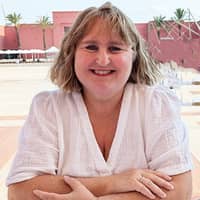 Sitter Profile Image: Tina W.