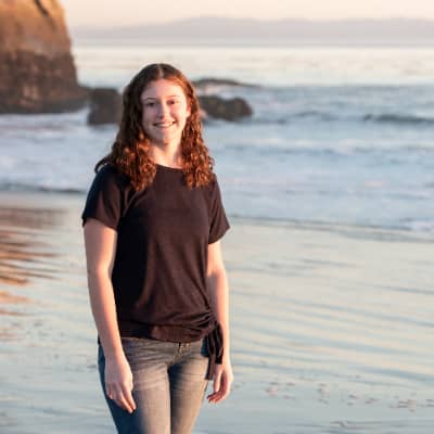 Sitter Profile Image: Amanda O.