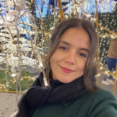 Sitter Profile Image: Antonella S.