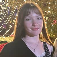 Sitter Profile Image: Amelia H.