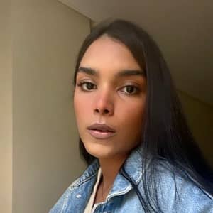 Sitter Profile Image: Beatriz Alicia F.