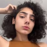 Sitter Profile Image: Mia Y.