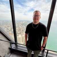 Sitter Profile Image: Jon & Deanna W.