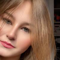 Sitter Profile Image: Bethany W.