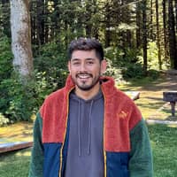 Sitter Profile Image: Victor J.