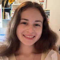 Sitter Profile Image: Nikka M.