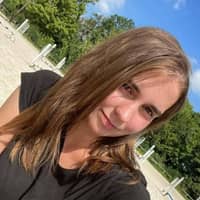 Photo de profil du pet sitter : Lilou T.