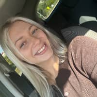 Sitter Profile Image: Stephanie B.