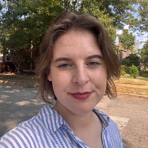 Sitter Profile Image: Rebecca H.