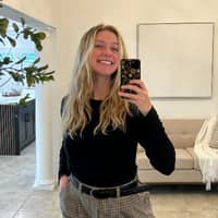 Sitter Profile Image: Averi C.