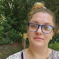 Sitter Profile Image: Elizabeth B.