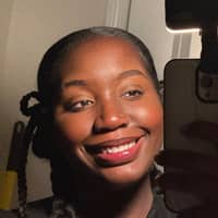 Sitter Profile Image: Amari A.