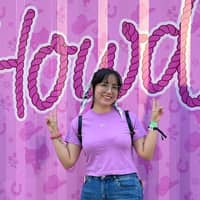 Sitter Profile Image: Leslie M.