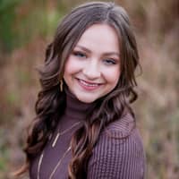 Sitter Profile Image: Alexis L.