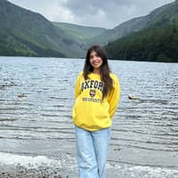 Sitter Profile Image: Cynthia P.