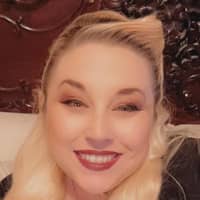 Sitter Profile Image: Nikki B.