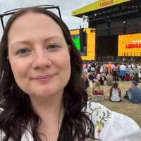 Sitter Profile Image: Esme M.