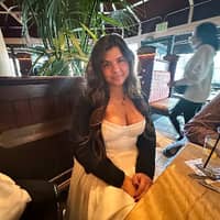 Sitter Profile Image: Isabel O.