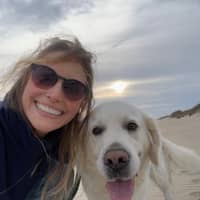 Sitter Profile Image: Ashley F.