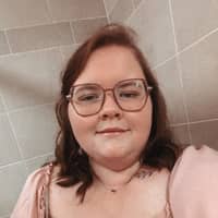 Sitter Profile Image: Julie H.