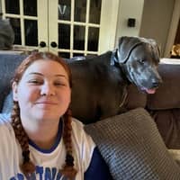 Sitter Profile Image: Holly R.