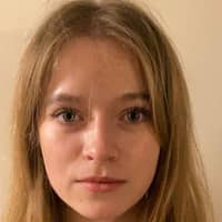 Sitter Profile Image: Mae M.