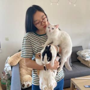 Sitter Profile Image: Yihan J.
