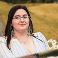 Sitter Profile Image: Haleigh H.