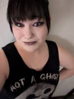 Sitter Profile Image: Angela H.