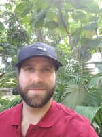 Sitter Profile Image: Ricardo L.