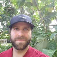 Sitter Profile Image: Ricardo L.