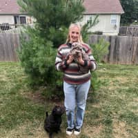 Sitter Profile Image: Elonna J.