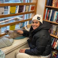 Sitter Profile Image: Arianna Q.