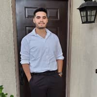 Sitter Profile Image: Ray S.