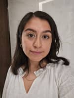 Sitter Profile Image: Mirna F.