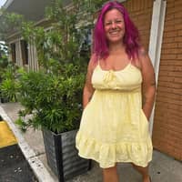 Sitter Profile Image: cristin g.