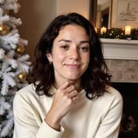 Sitter Profile Image: Caroline B.