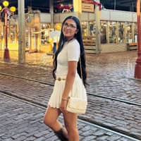 Sitter Profile Image: Sherlyn R.