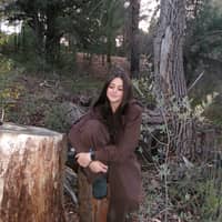 Sitter Profile Image: reagen b.