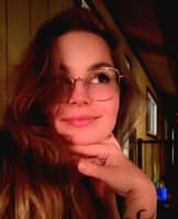 Sitter Profile Image: Carly B.