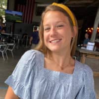 Sitter Profile Image: Abigail F.