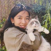 Sitter Profile Image: Sara T.