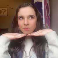 Sitter Profile Image: Maebre C.